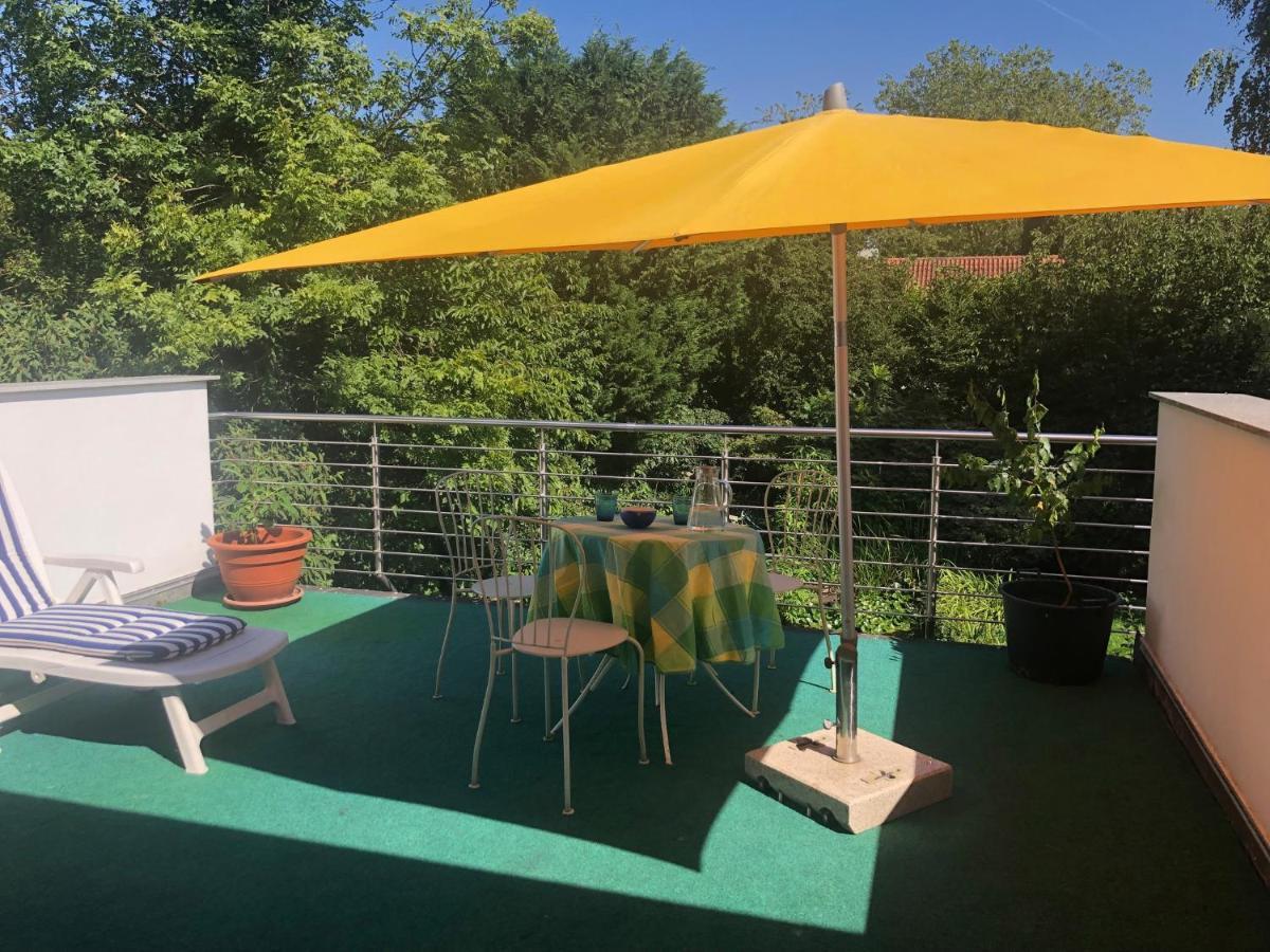 Glueck In Benrath Apartment Dusseldorf Ngoại thất bức ảnh
