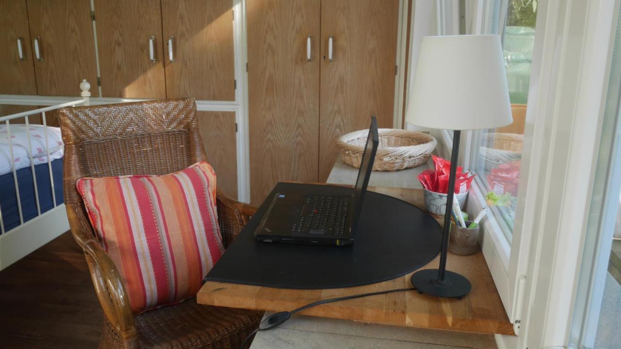 Glueck In Benrath Apartment Dusseldorf Ngoại thất bức ảnh
